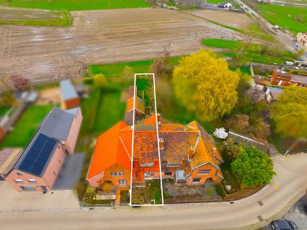 Te renoveren burgerhuisje met 3 slpk en tuin met prachtig uitzicht