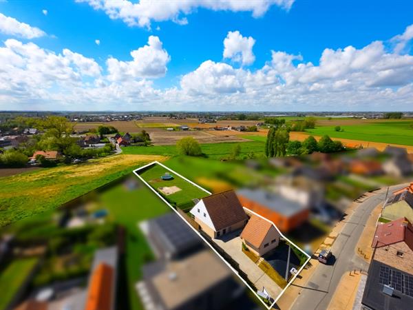 Recente, energiezuinige villa op groot, zuidgericht perceel